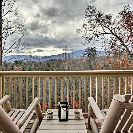 Gatlinburg Cabin With Pool Table And Hot Tub! Exterior foto